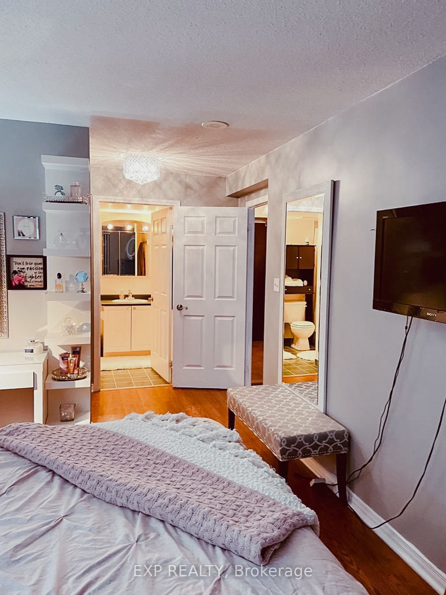 39 Oneida Crescent, #1115