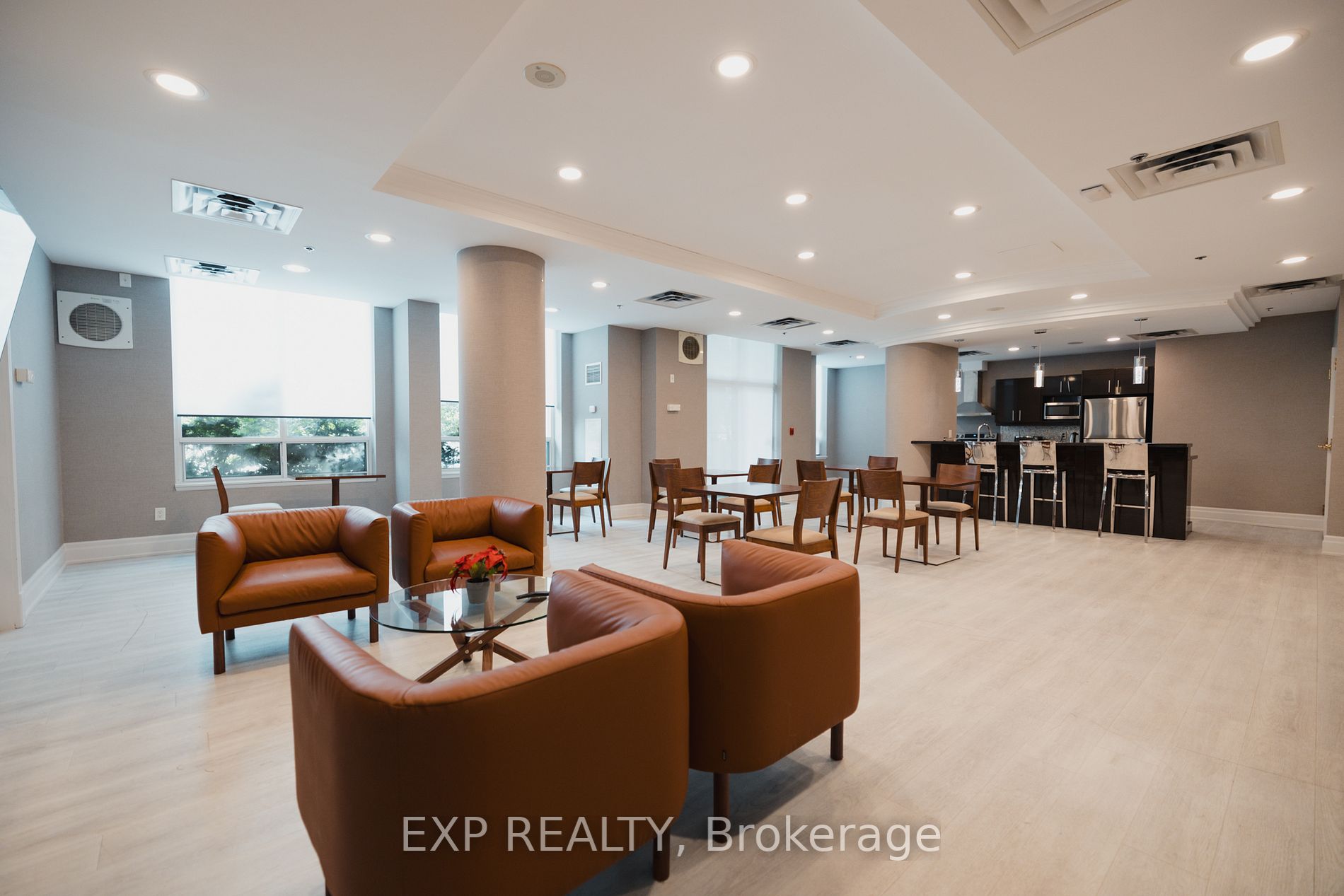 39 Oneida Crescent, #1115
