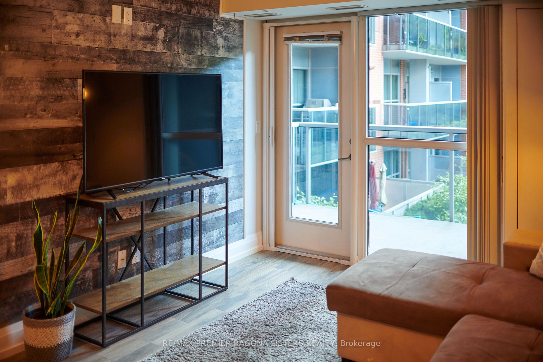 8302 Islington Ave, #216