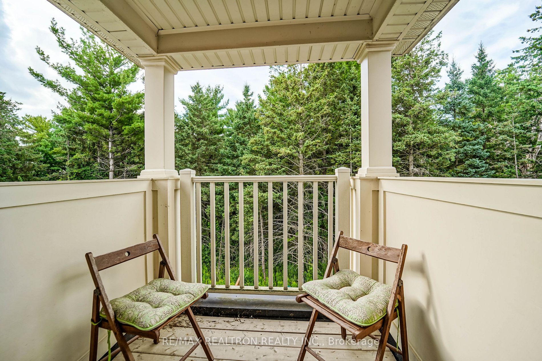 138 Radial Dr