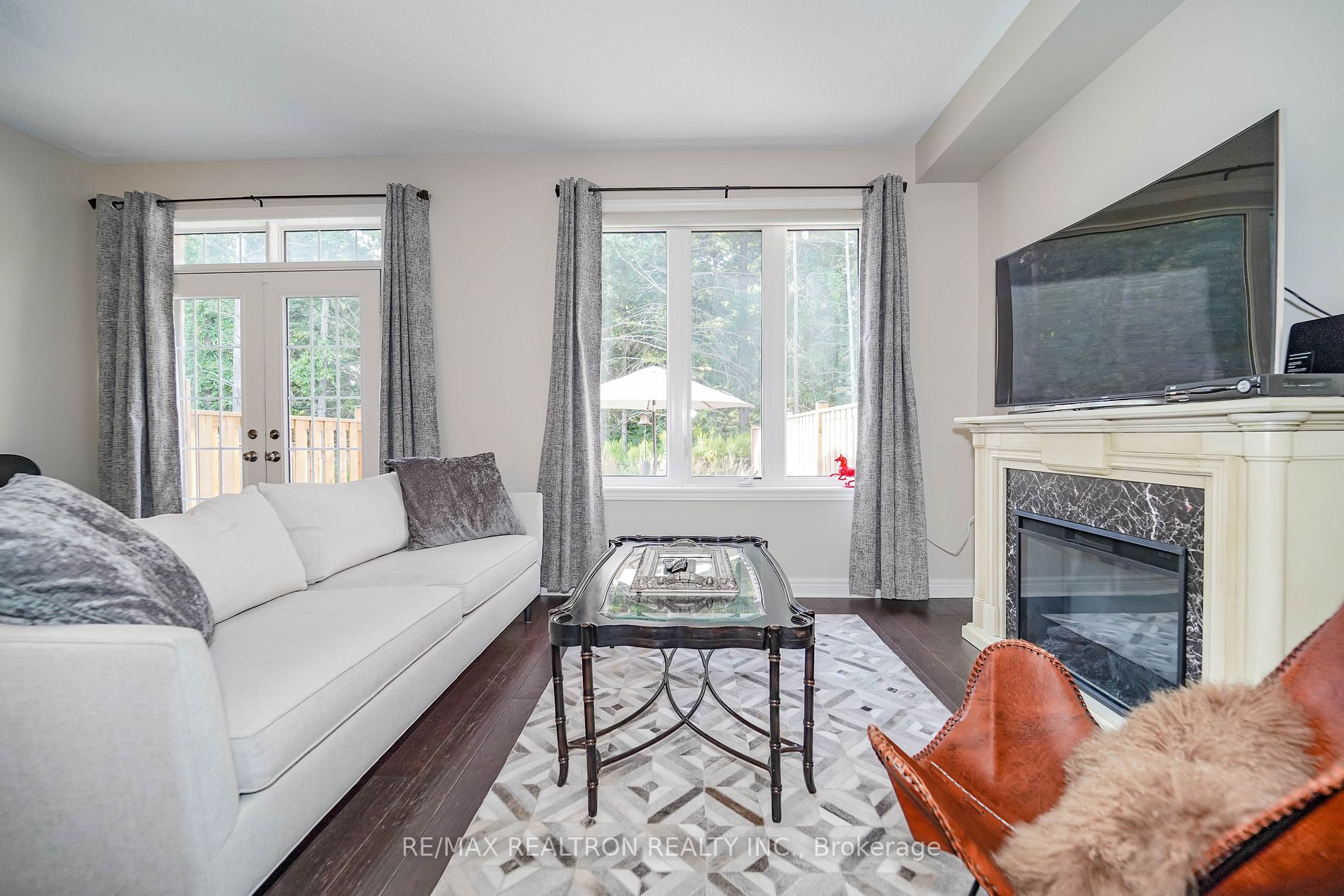 138 Radial Dr