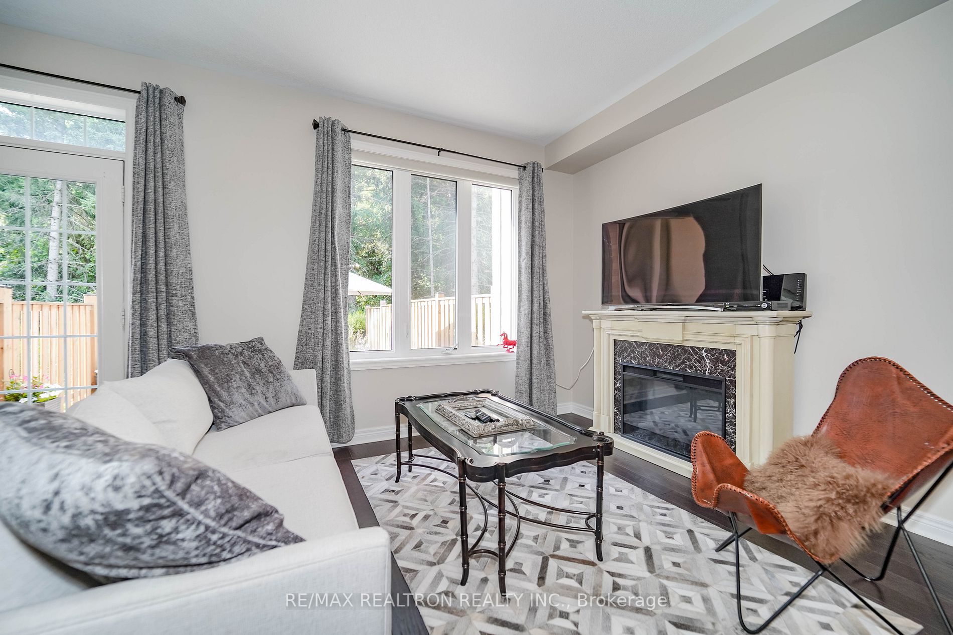 138 Radial Dr