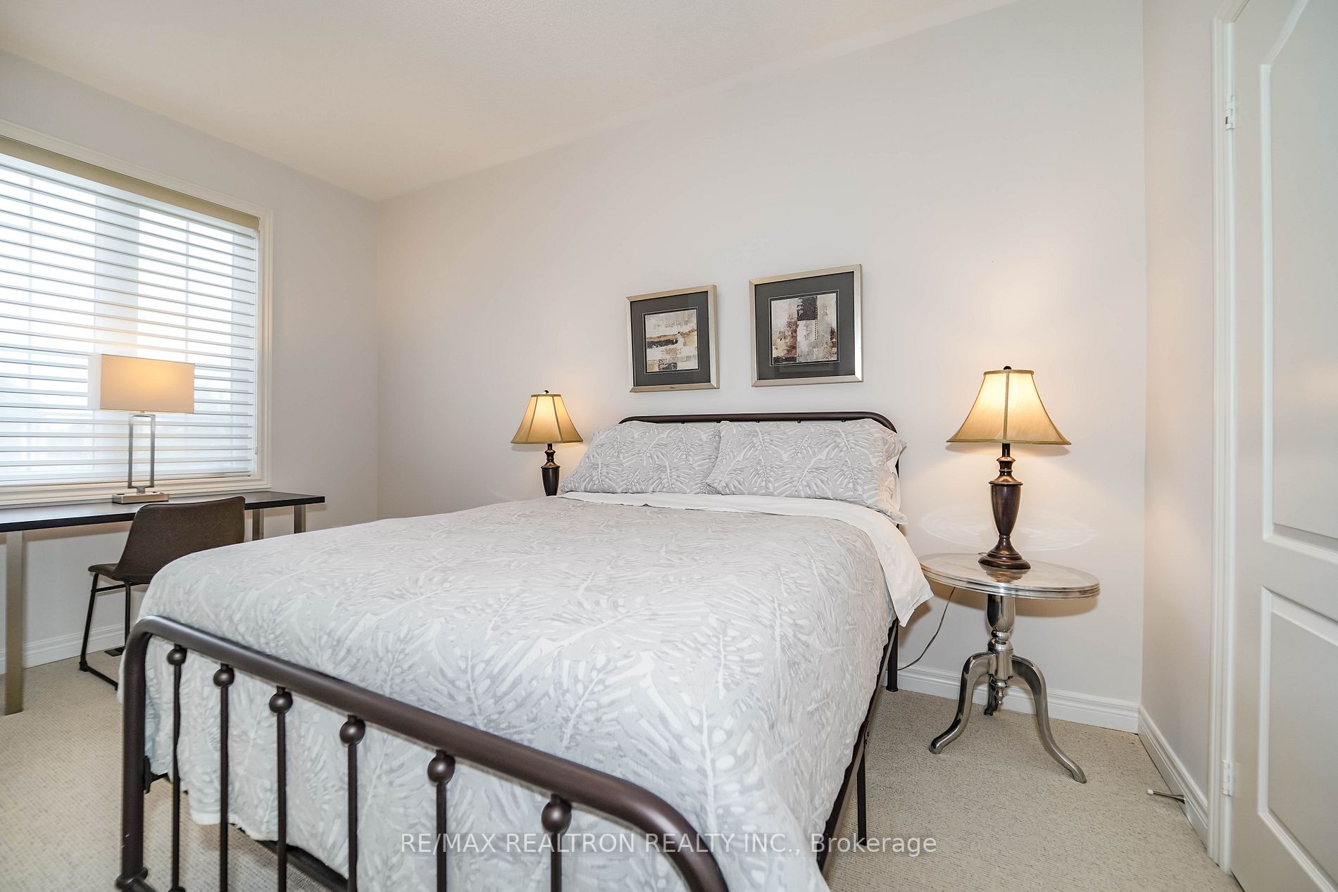 138 Radial Dr