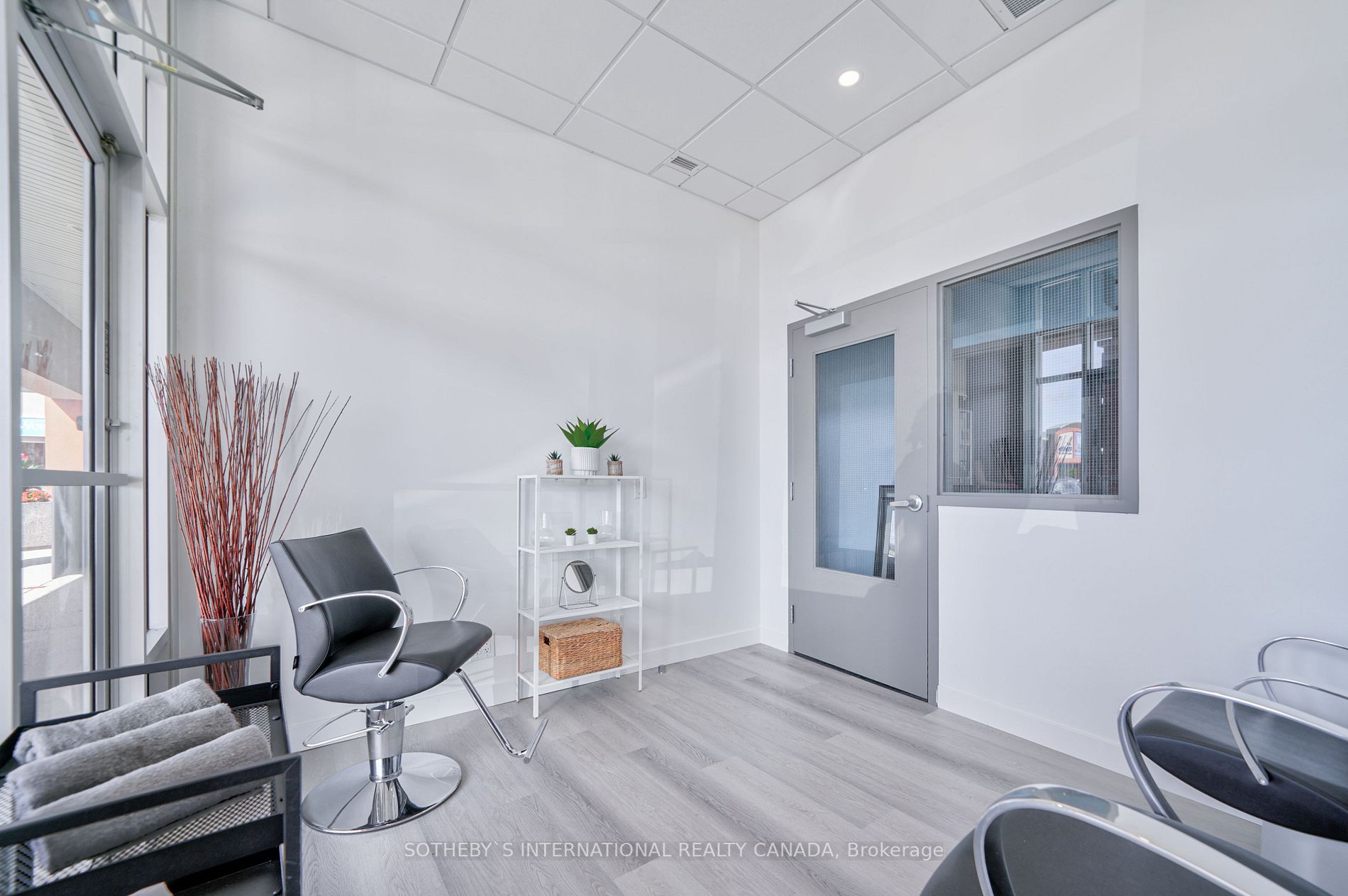 14800 Yonge St, #118B