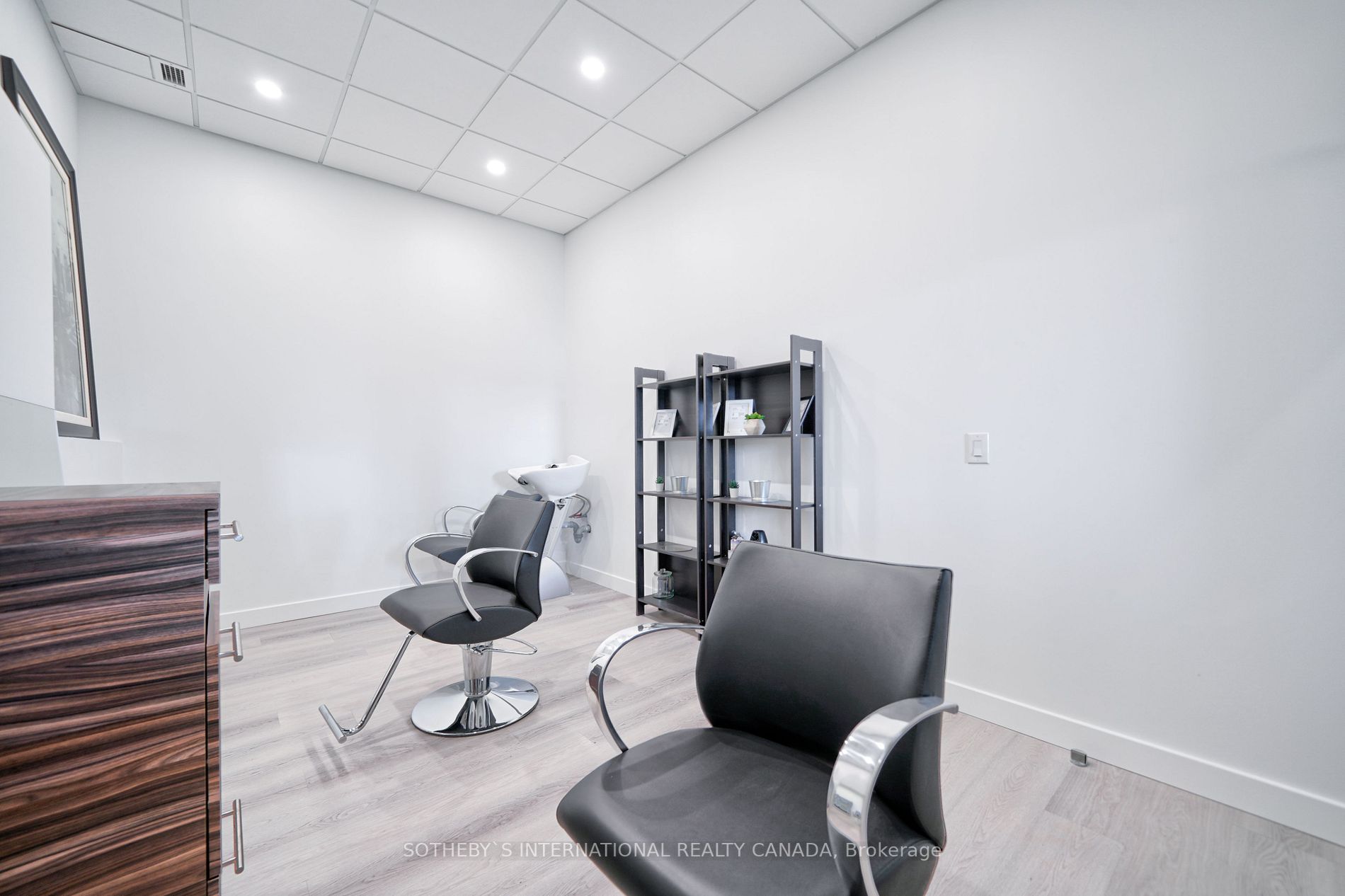 14800 Yonge St, #118B