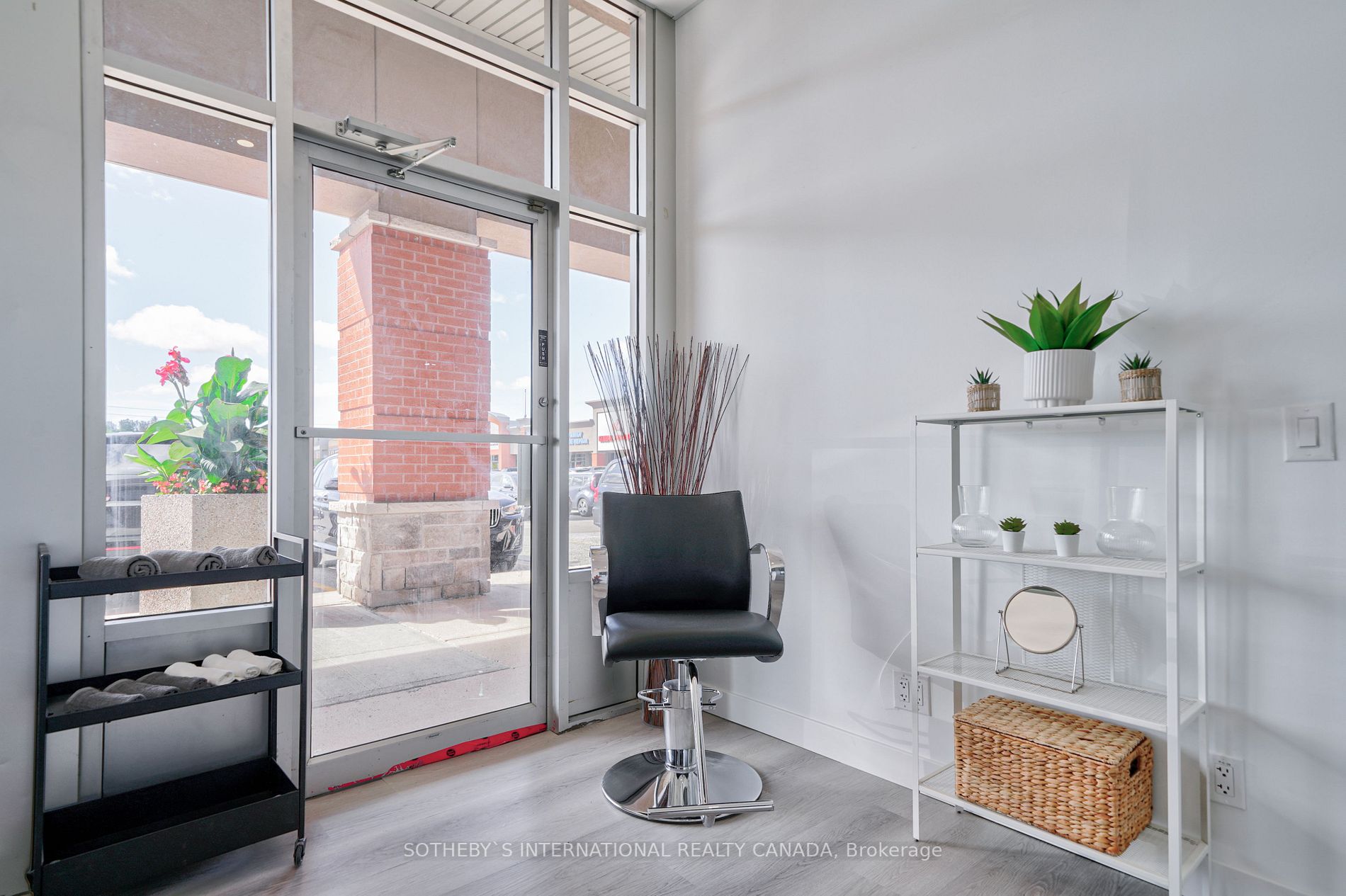 14800 Yonge St, #118B