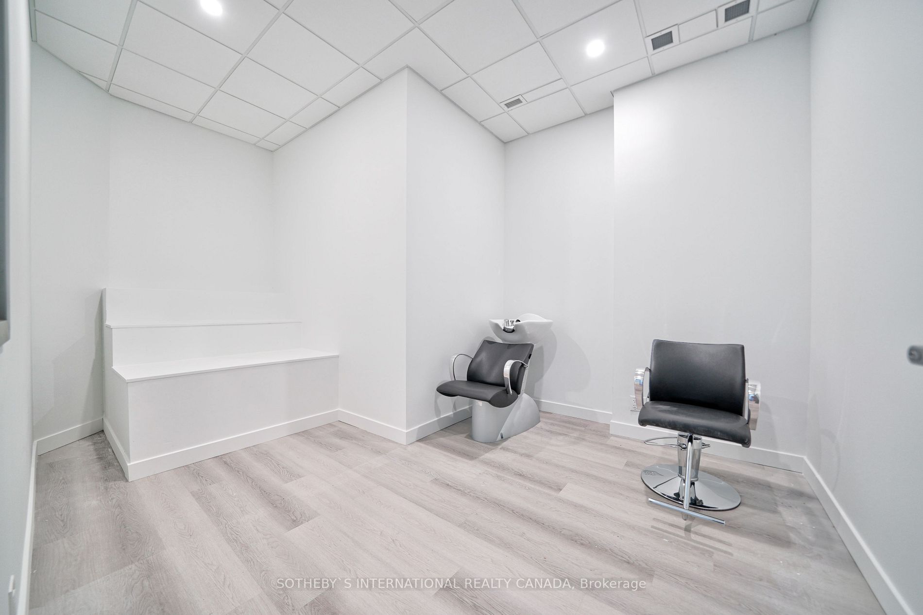14800 Yonge St, #118A