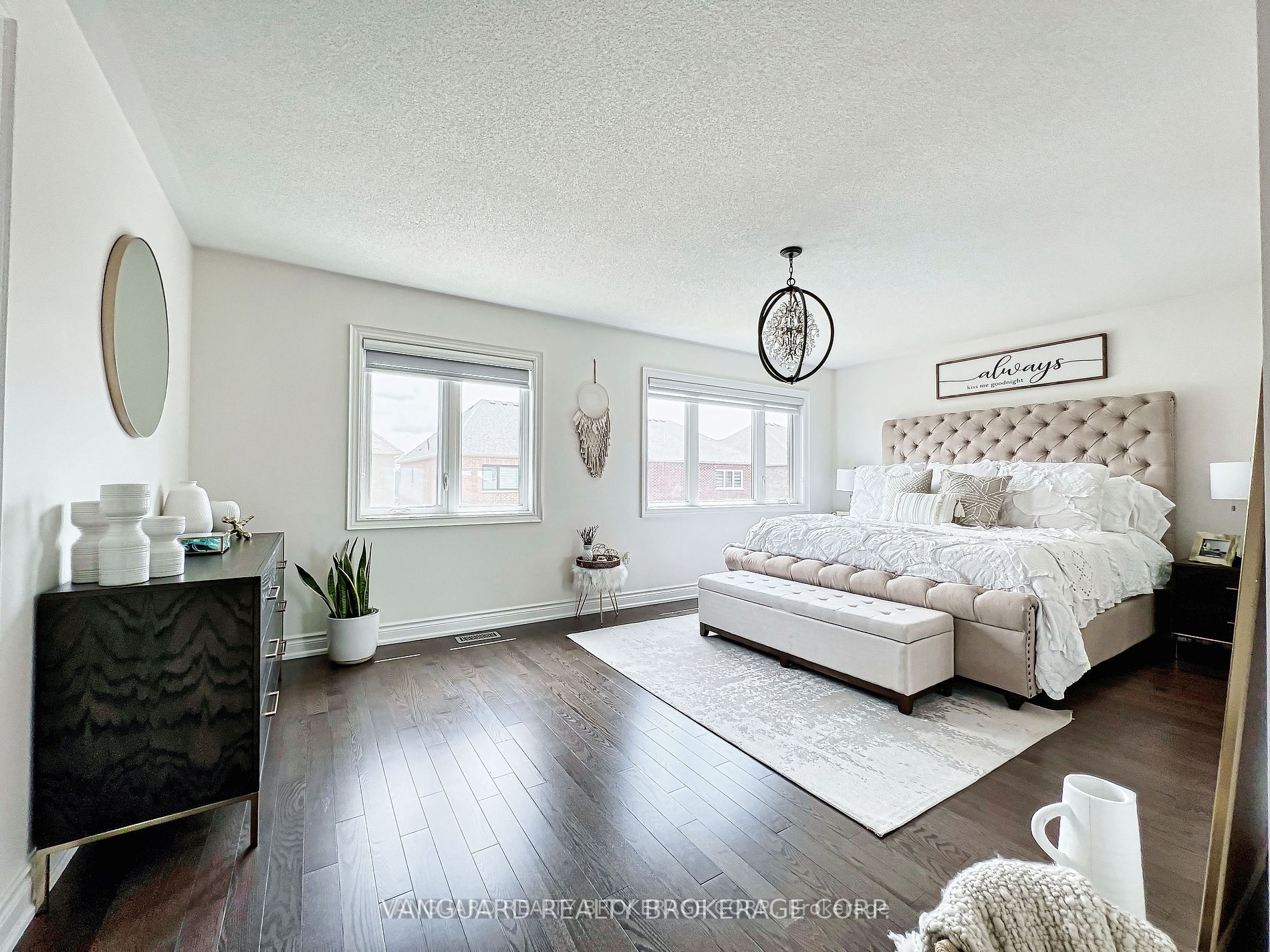 127 Citrine Dr
