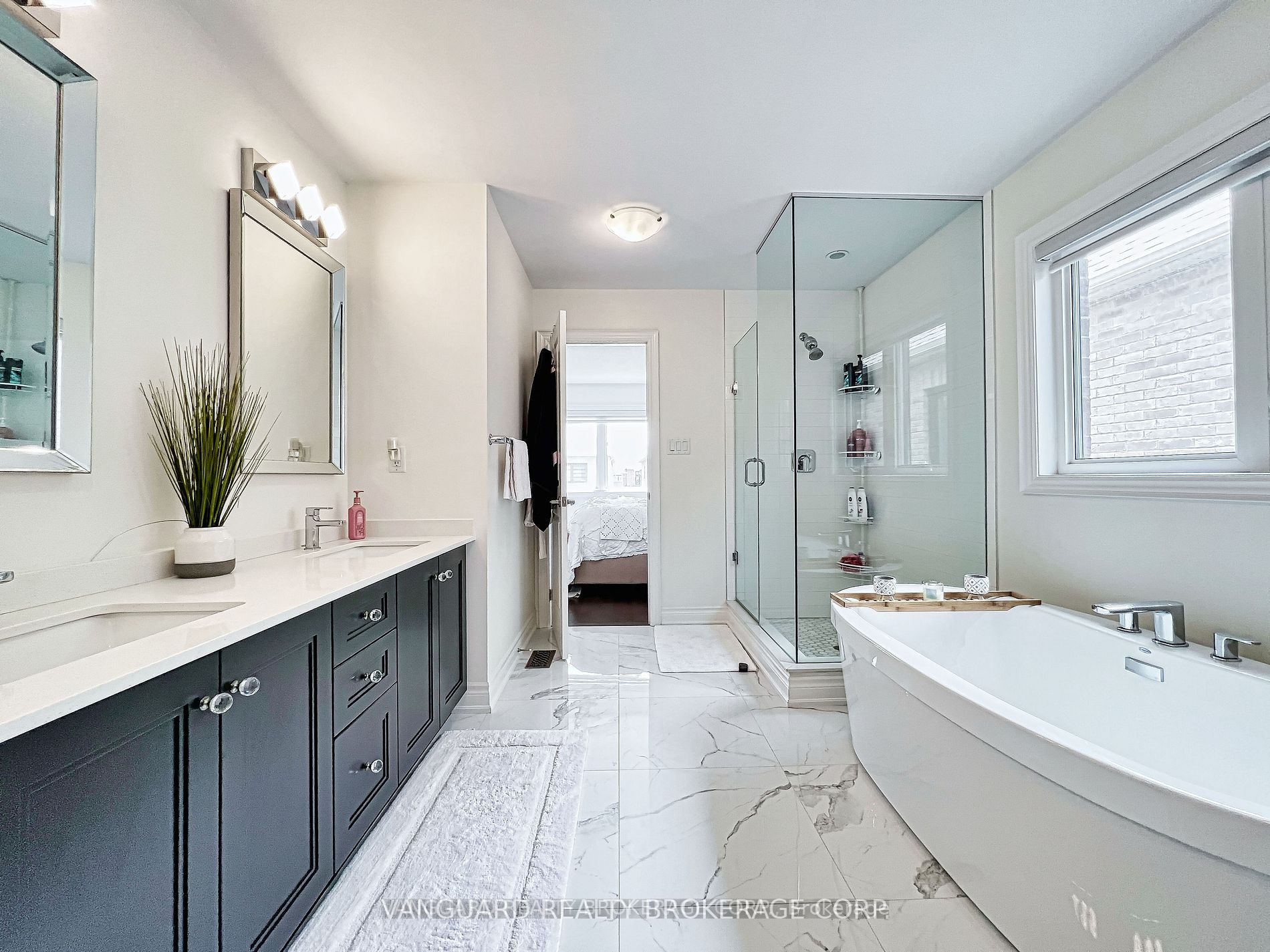 127 Citrine Dr