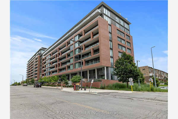 99 Eagle Rock Way, Vaughan