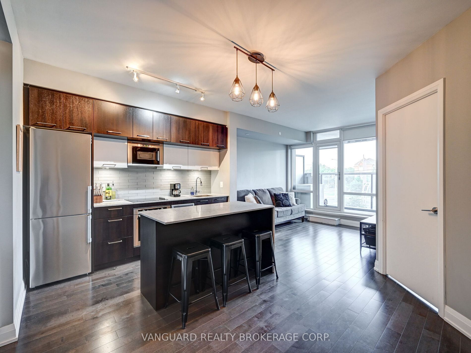 4800 Highway 7, #221