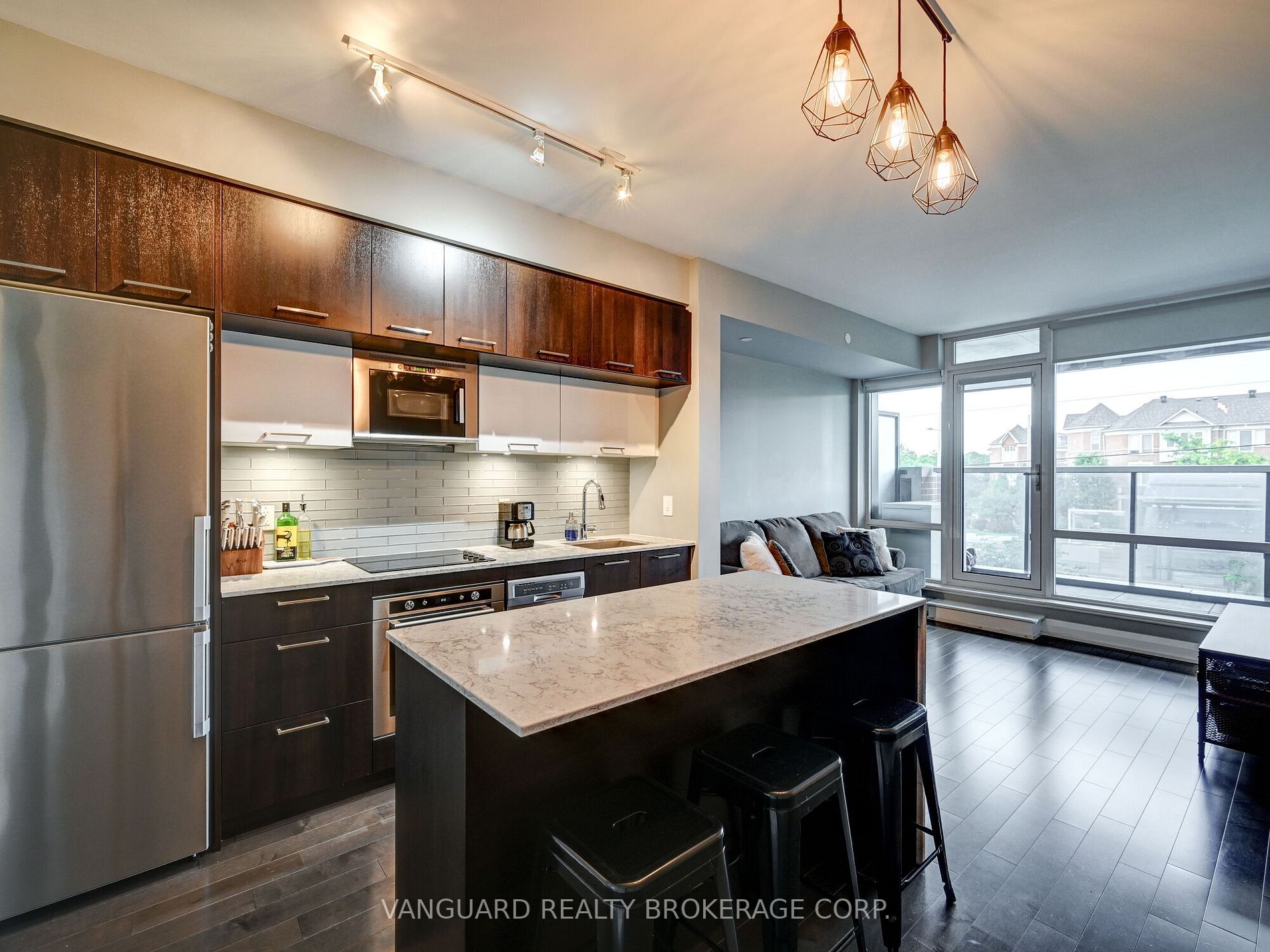 4800 Highway 7, #221