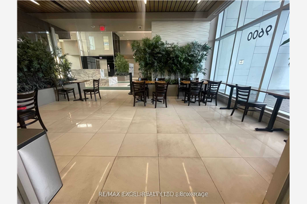 9610 Yonge St, Richmond Hill