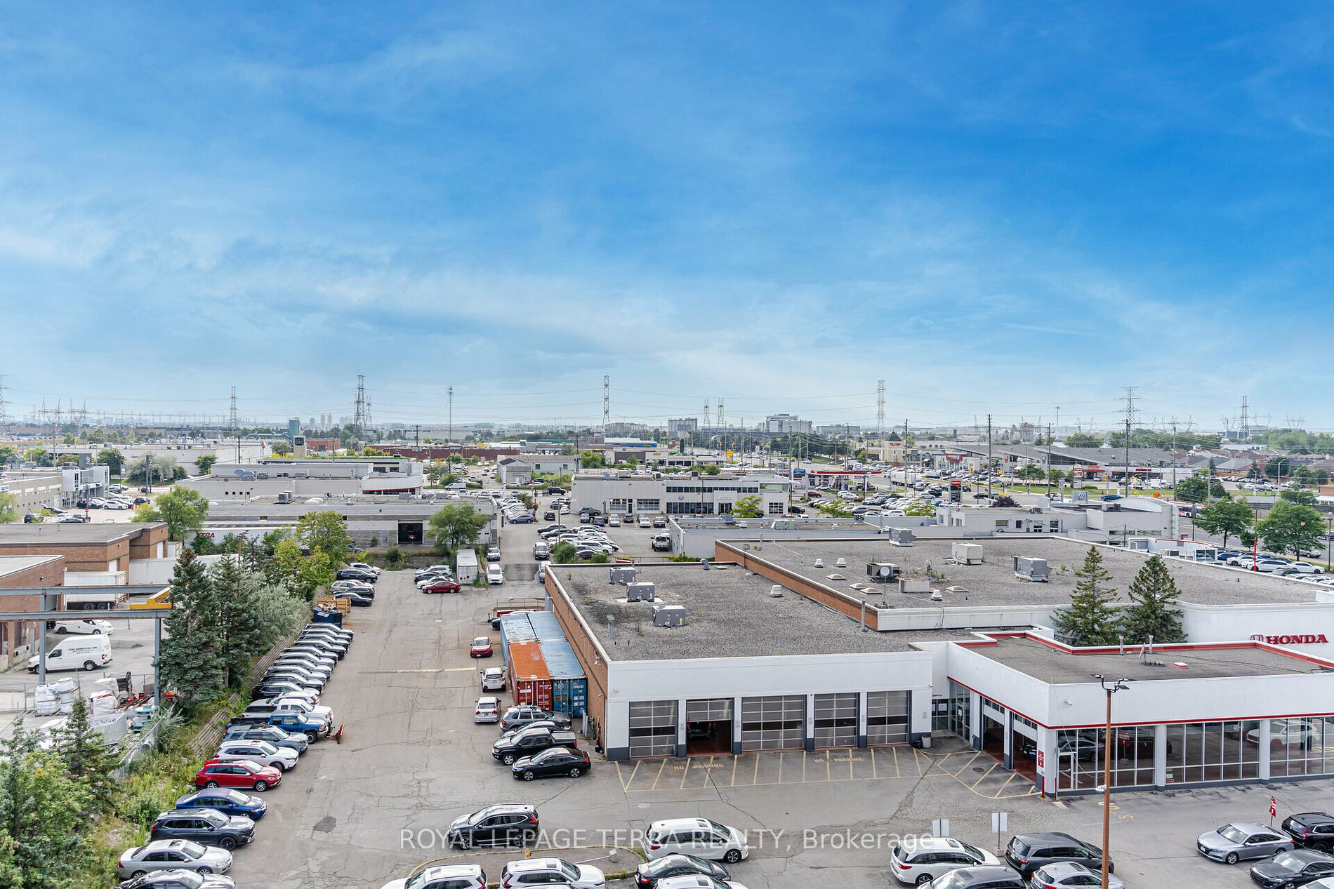 24 Woodstream Blvd, #701