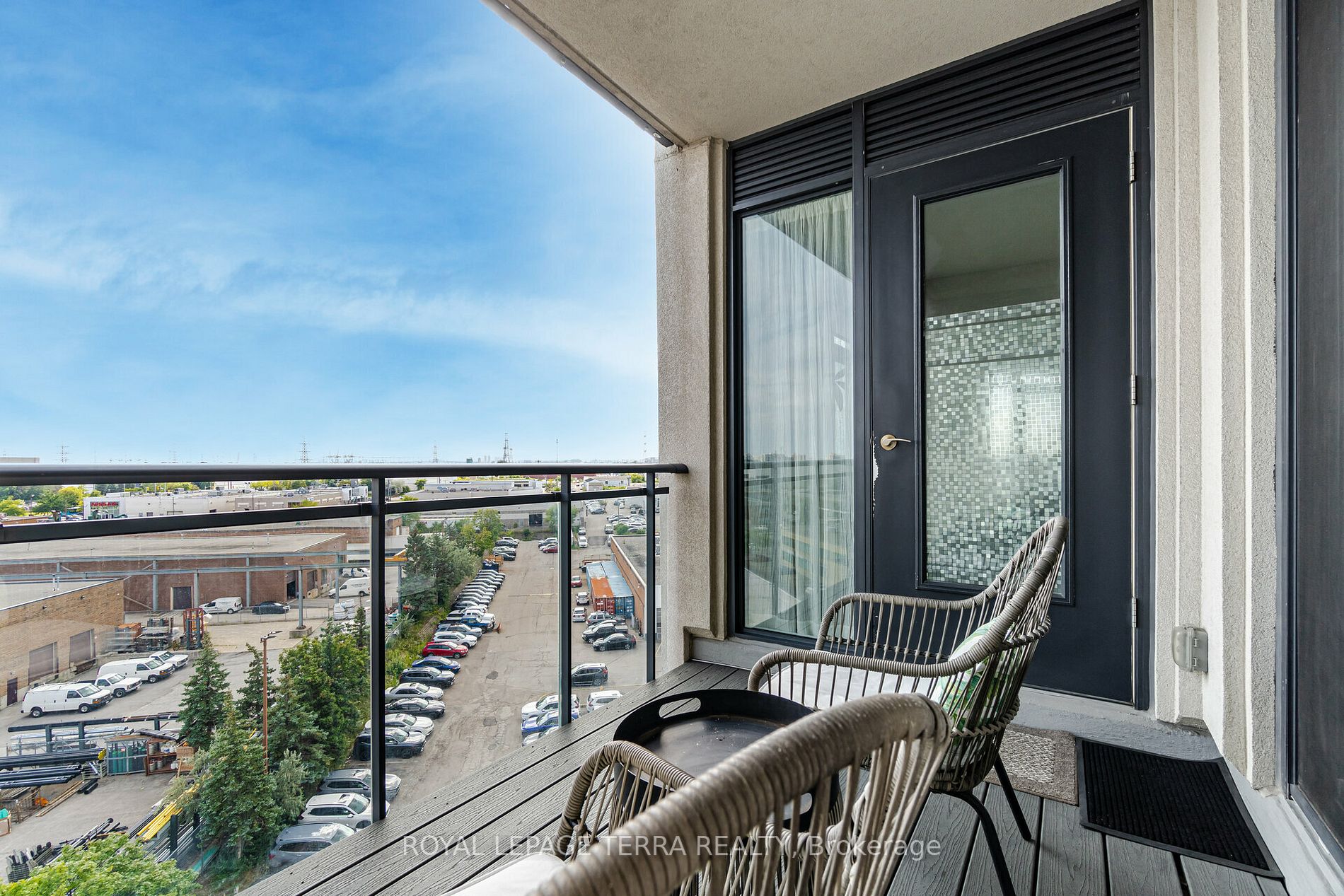 24 Woodstream Blvd, #701