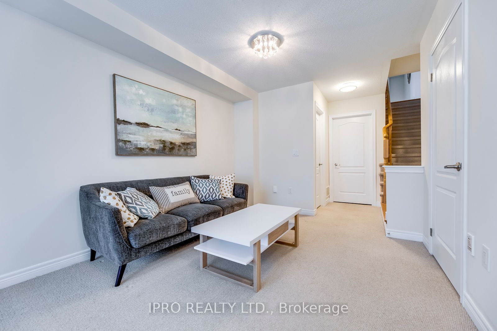 5 Valliere Dr