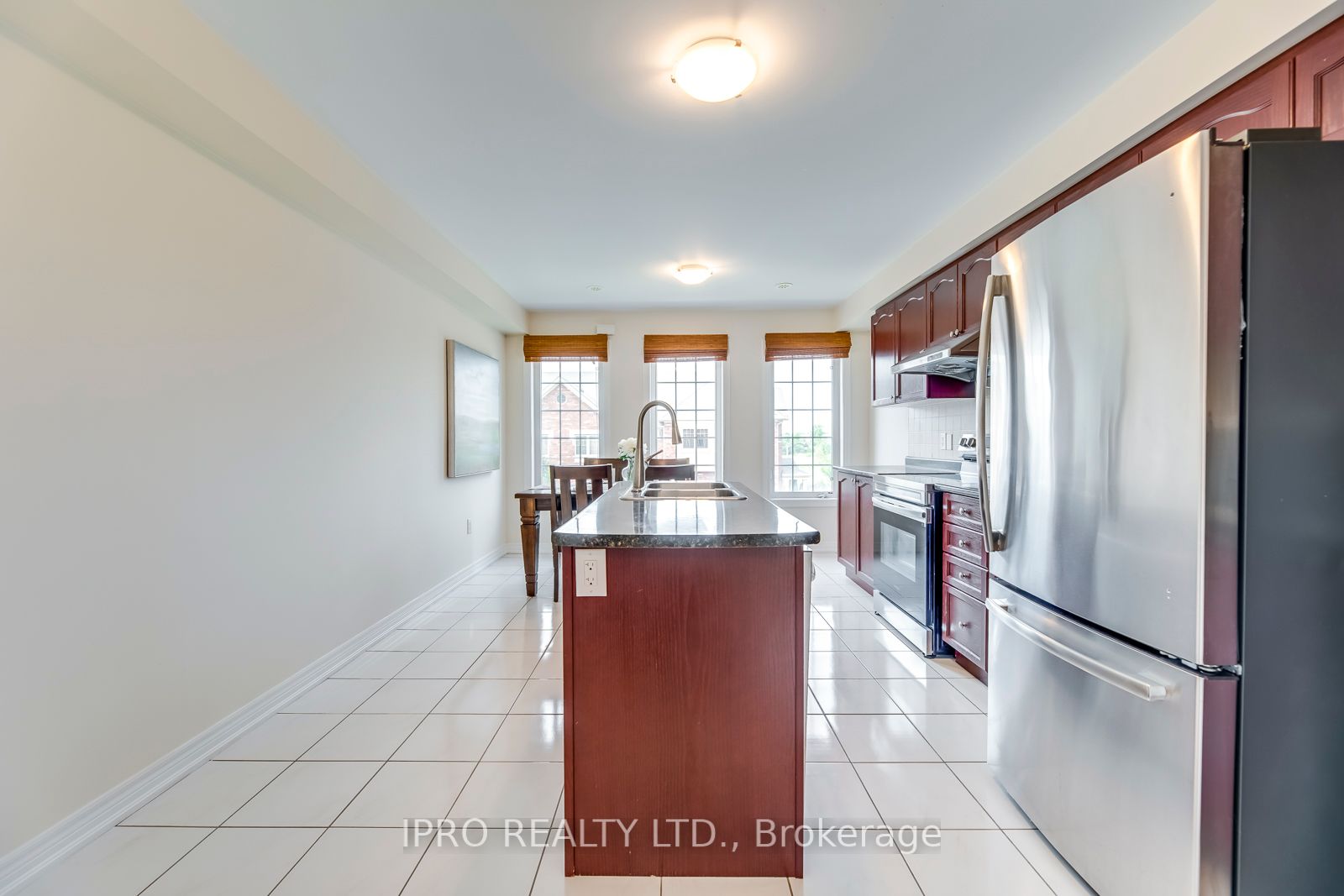 5 Valliere Dr
