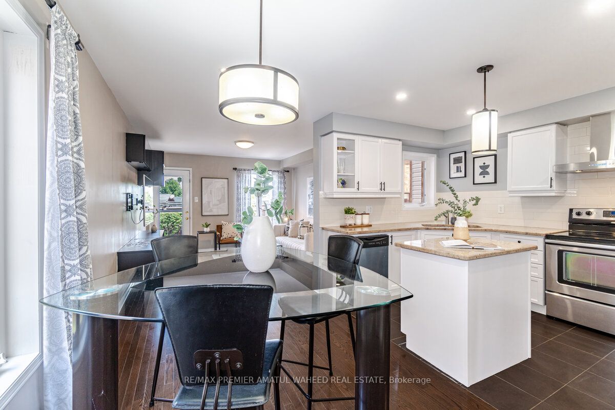 9 Summit Dr