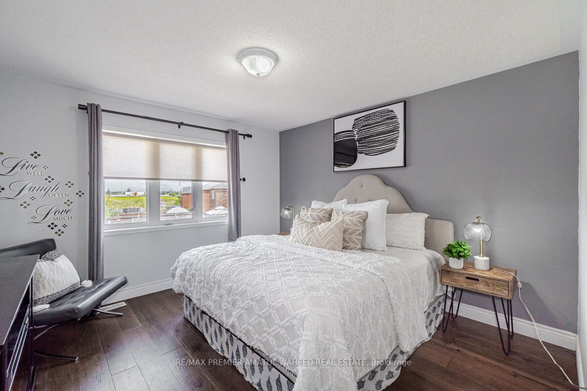 9 Summit Dr