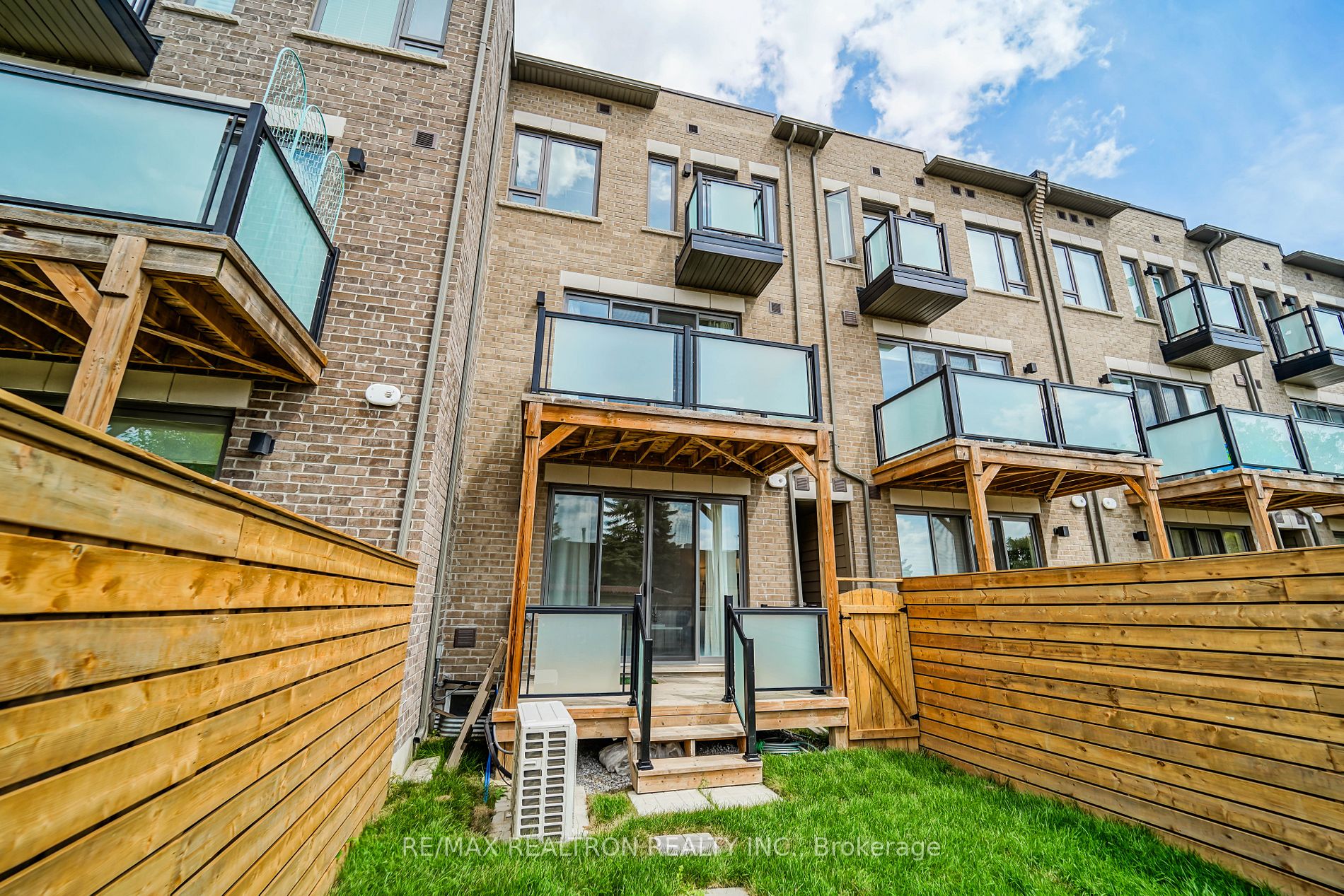 34 Harold Lawrie Lane