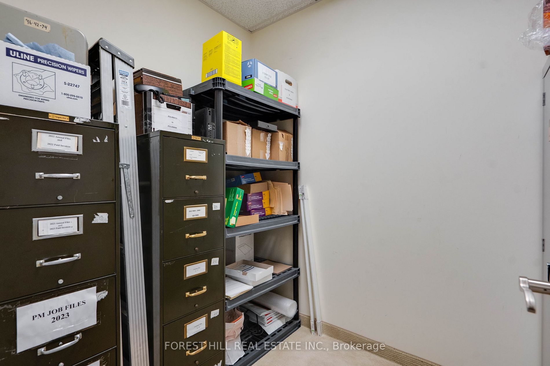 235 Industrial Pkwy S, #3