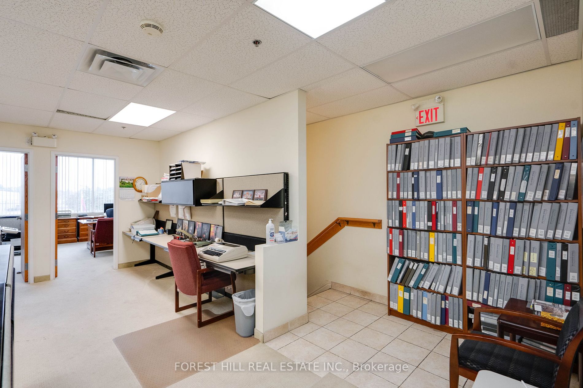 235 Industrial Pkwy S, #3