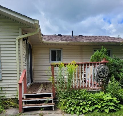 5 Pineview Crt