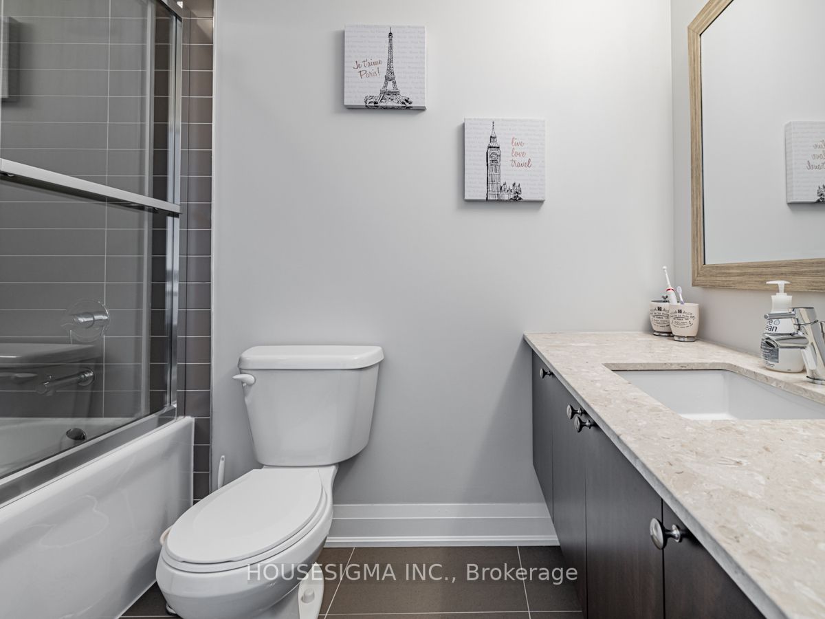 12 Woodstream Blvd, #816