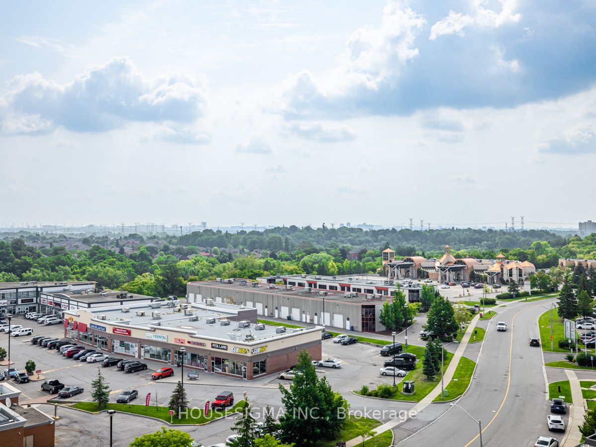 12 Woodstream Blvd, #816