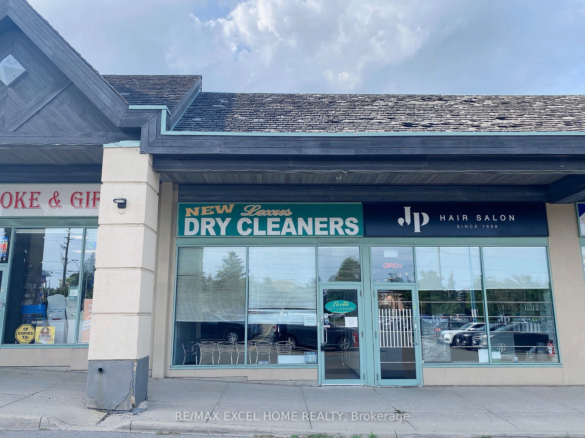 1 Spadina Rd, #5