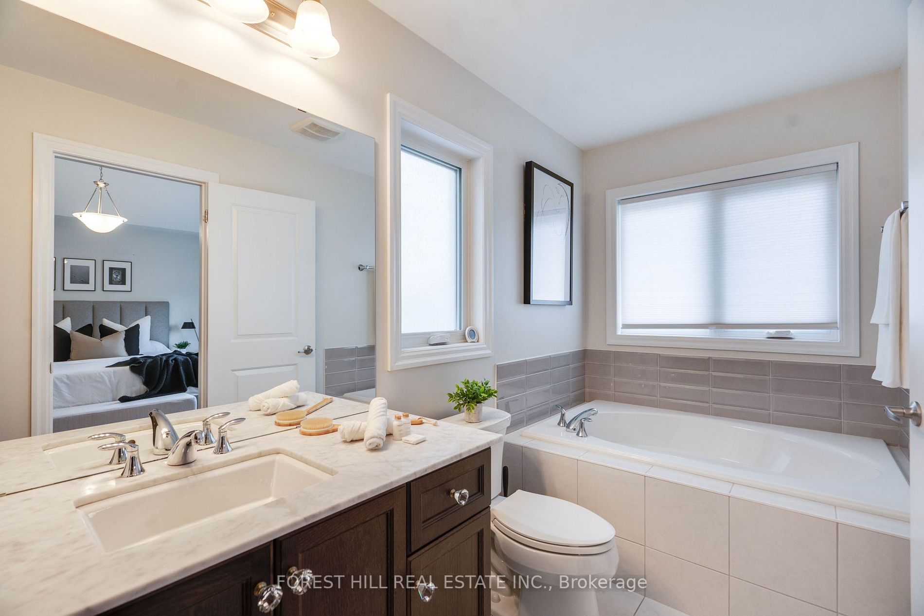 67 Robert Berry Cres
