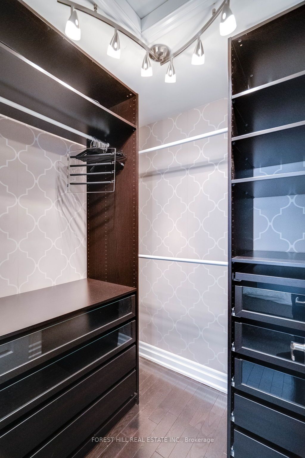 67 Robert Berry Cres