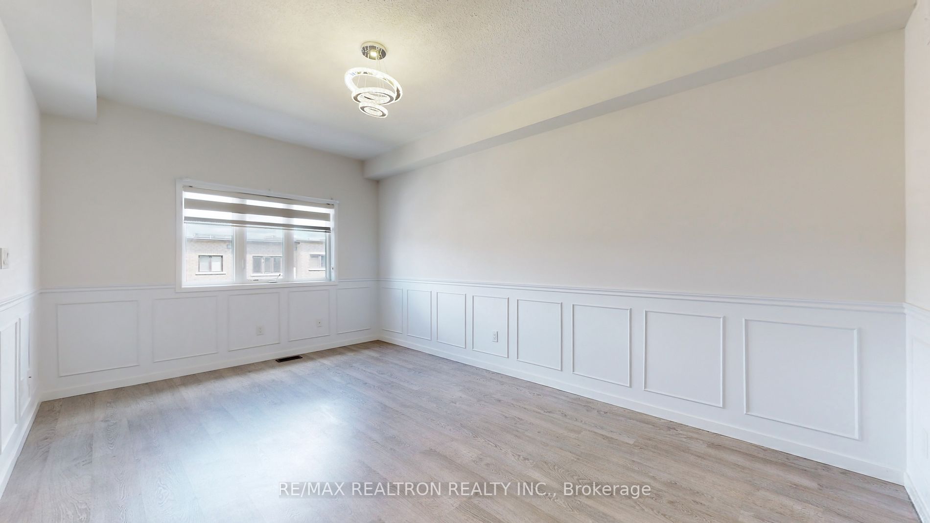 419 Elyse Crt