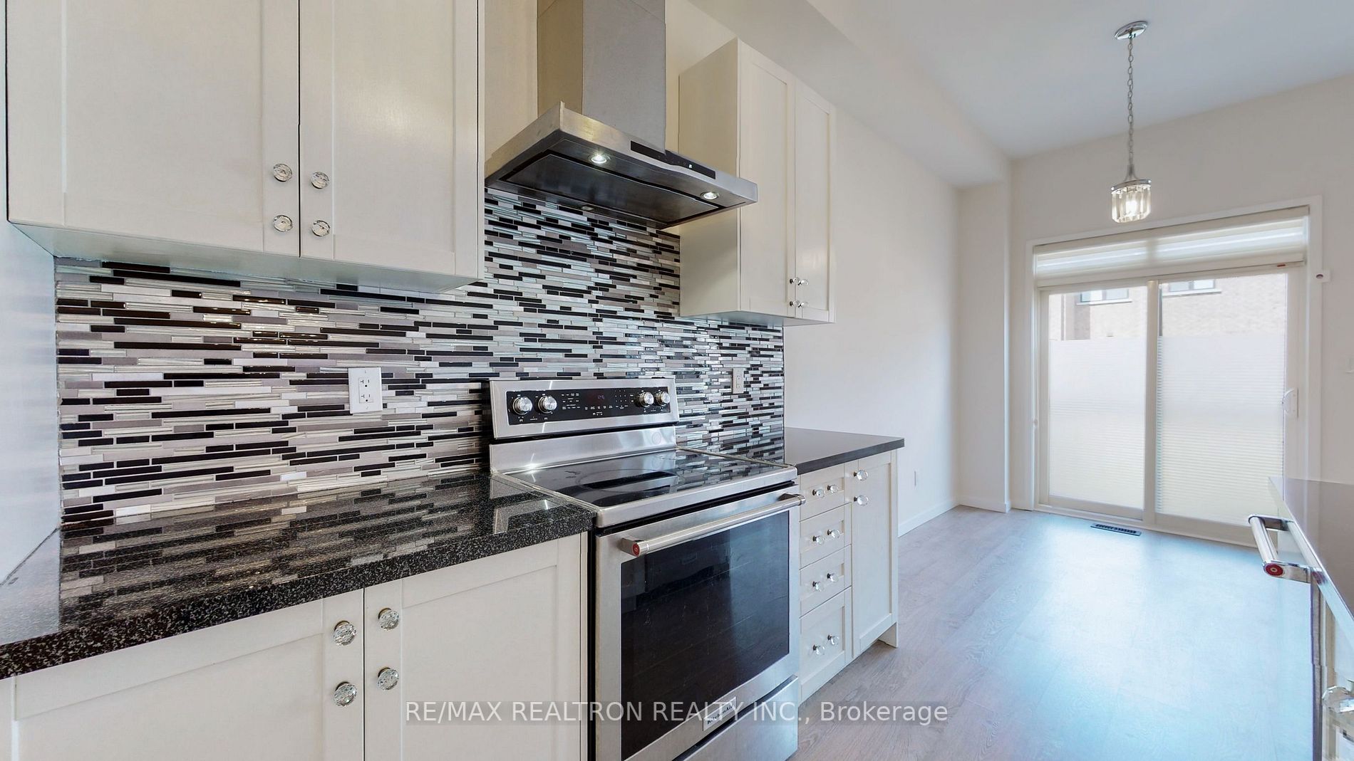 419 Elyse Crt