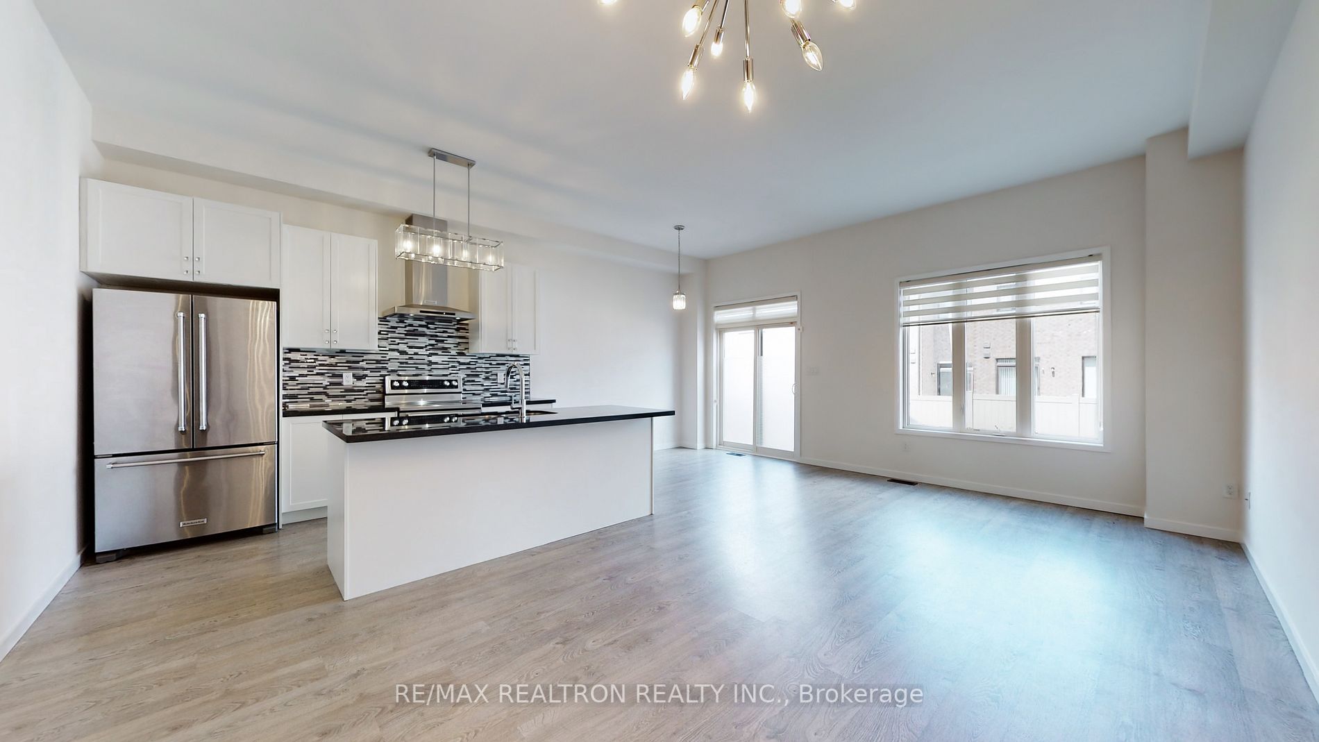 419 Elyse Crt