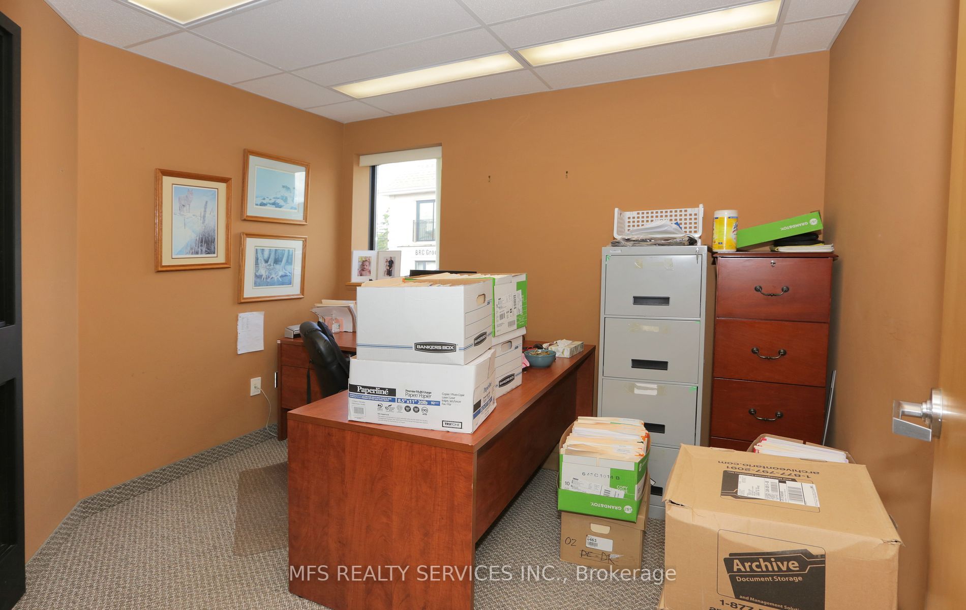 1 Brock St E, #1