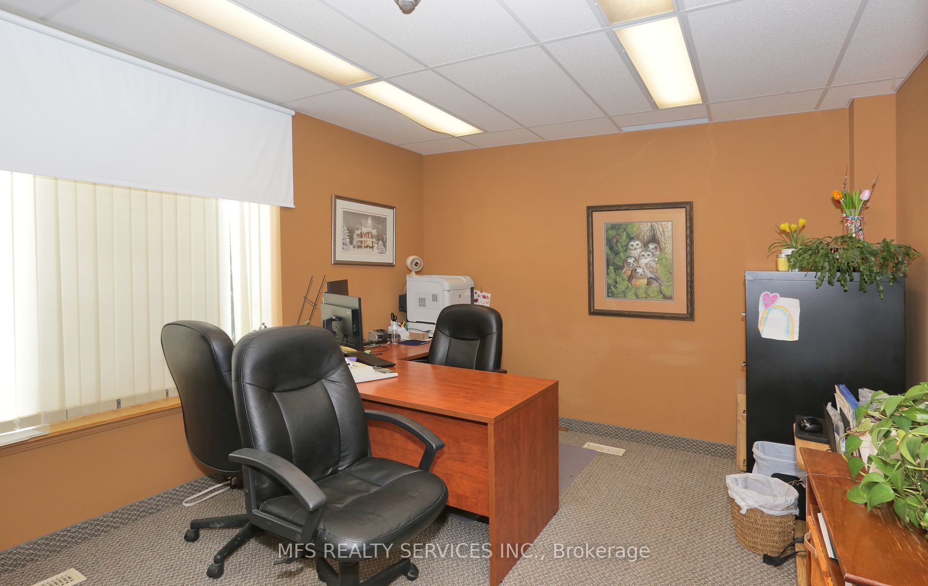 1 Brock St E, #1