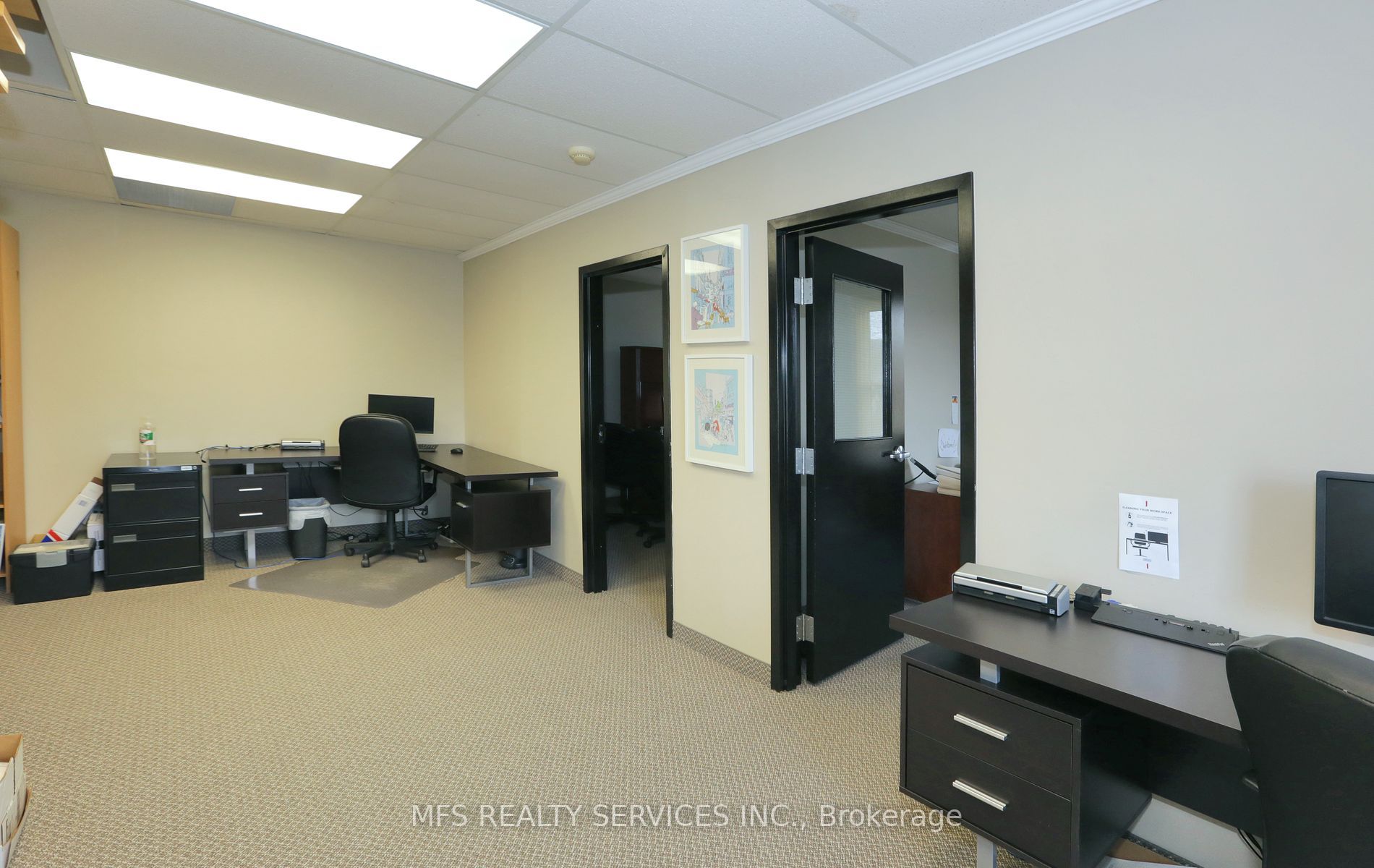 1 Brock St E, #1