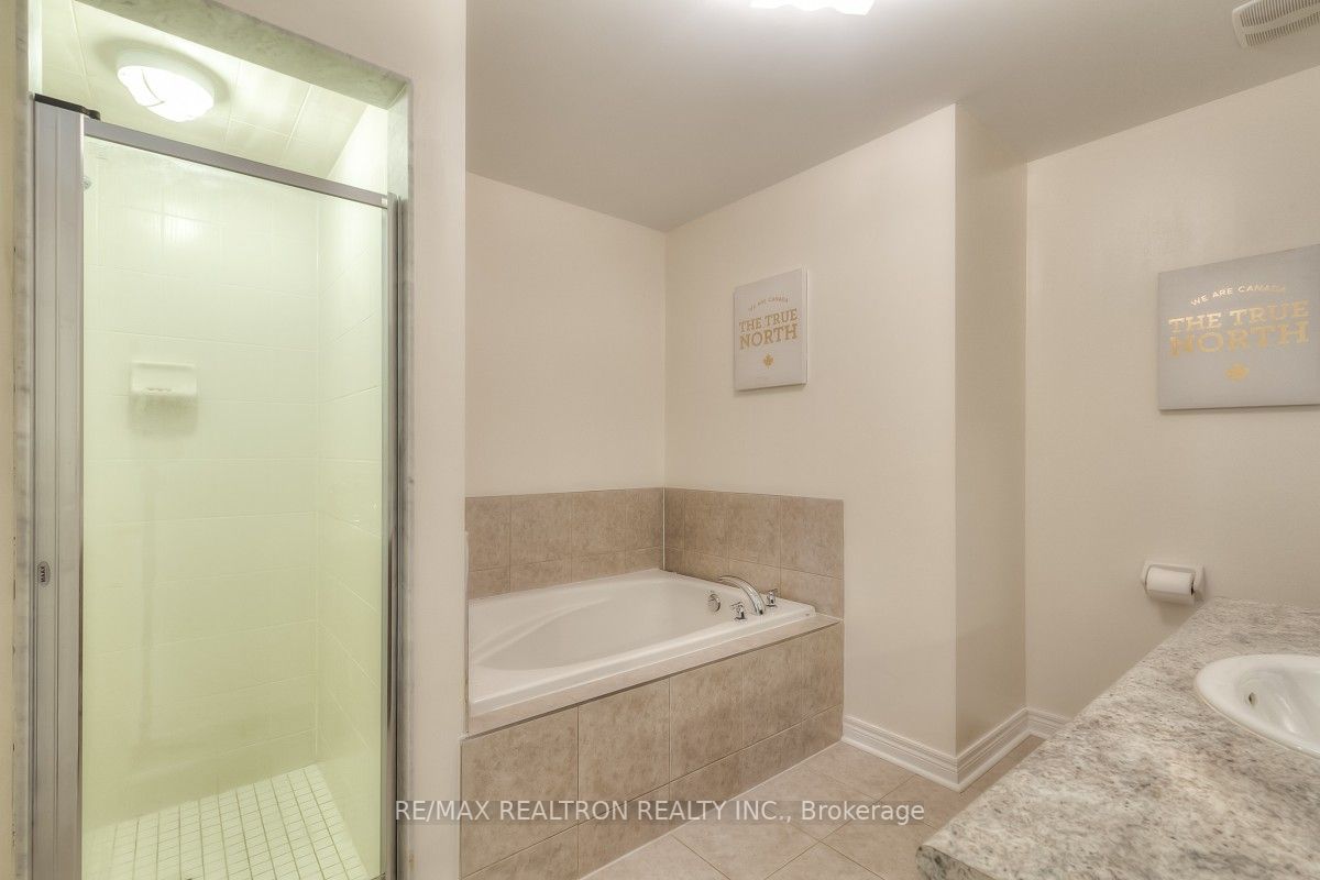 38 Flute St