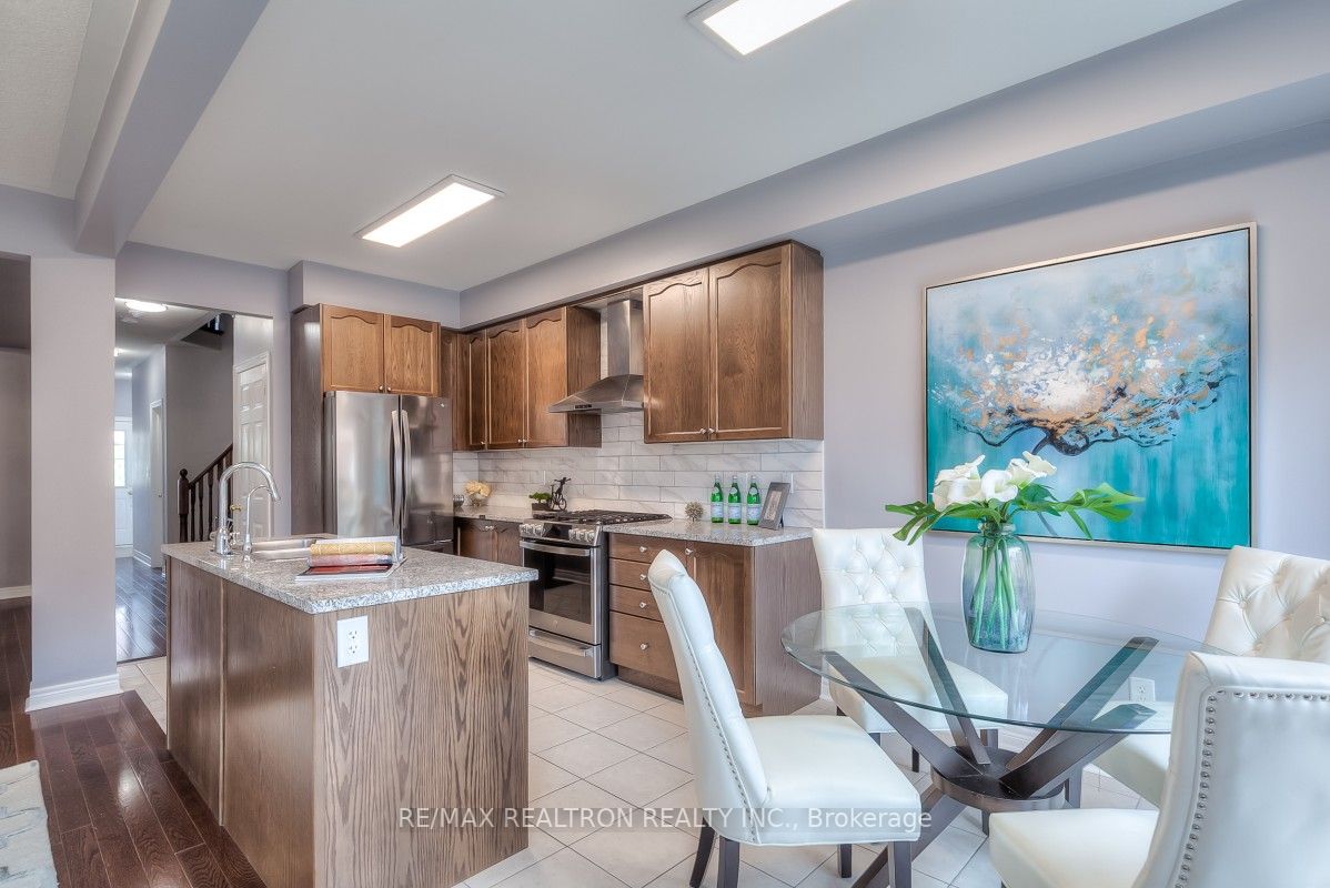 38 Flute St