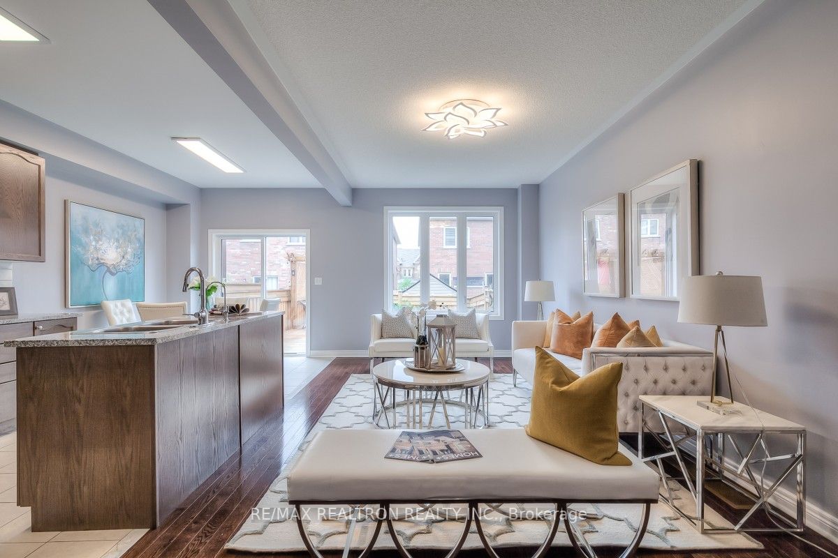 38 Flute St