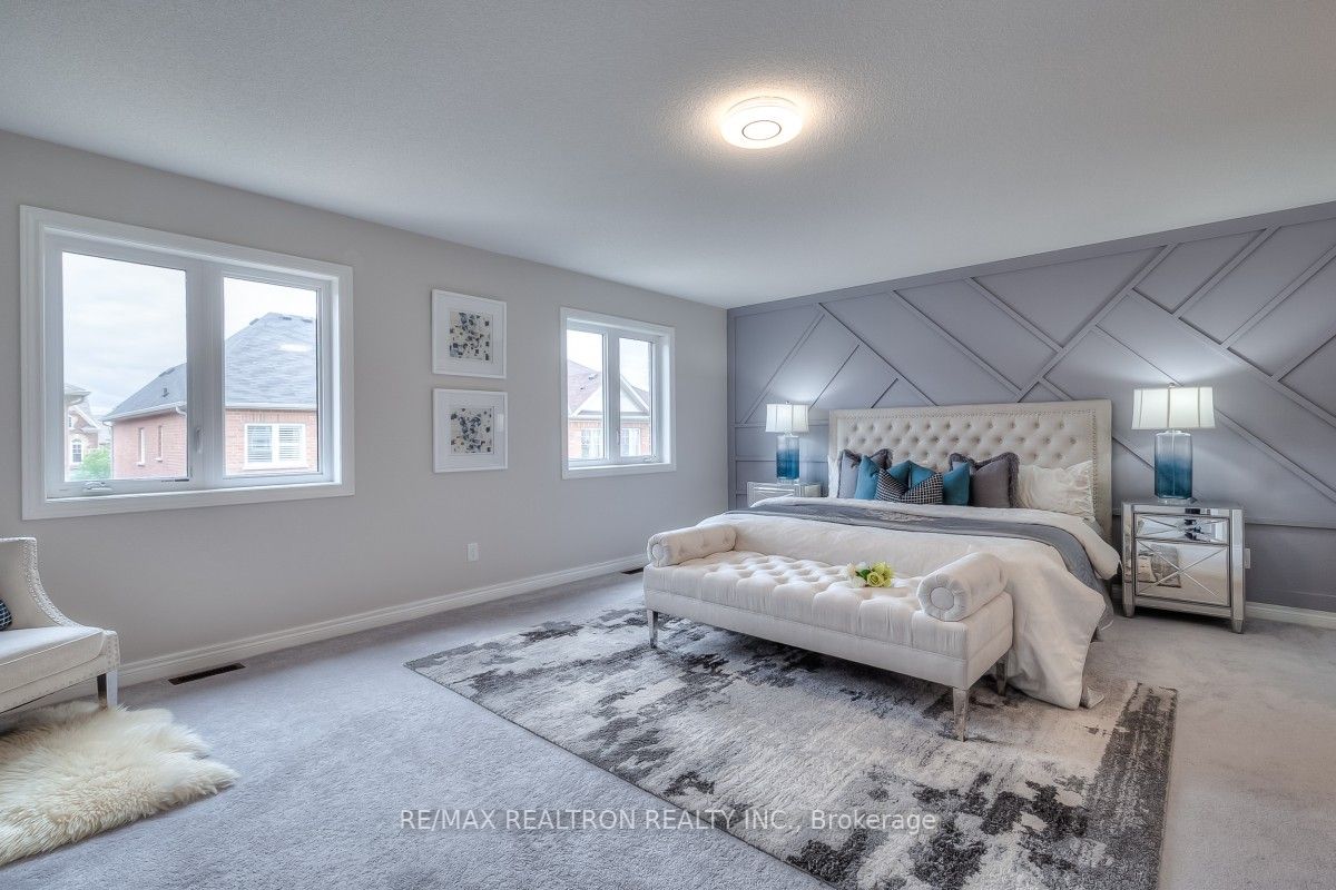 38 Flute St