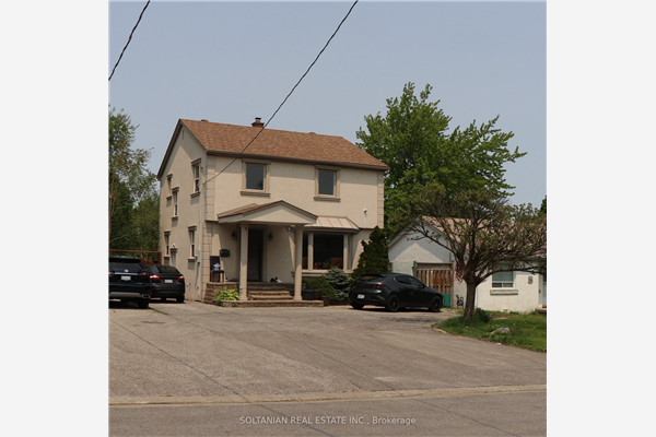72 Woodward Ave, Markham