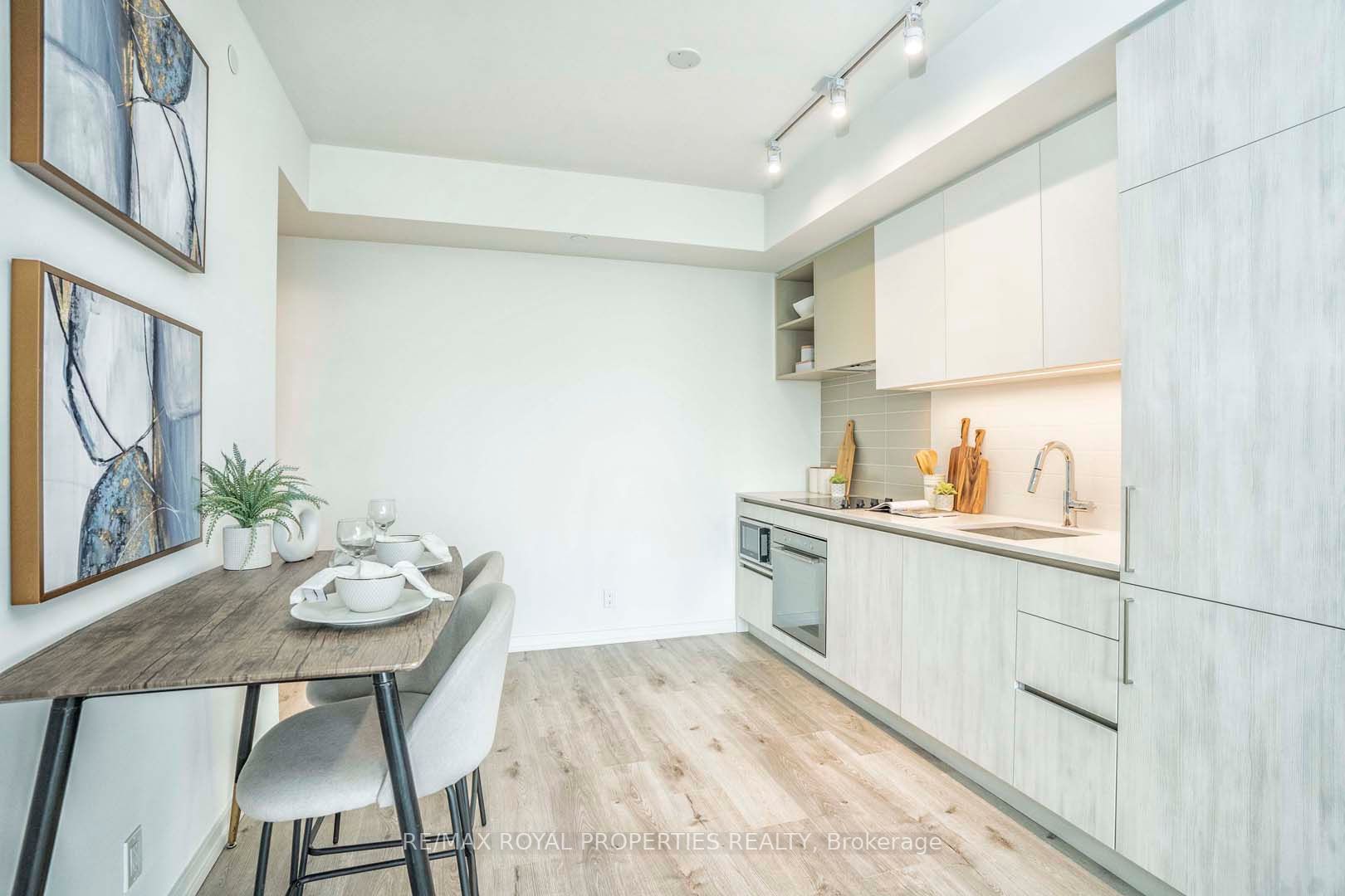 7890 Jane Street, #4501