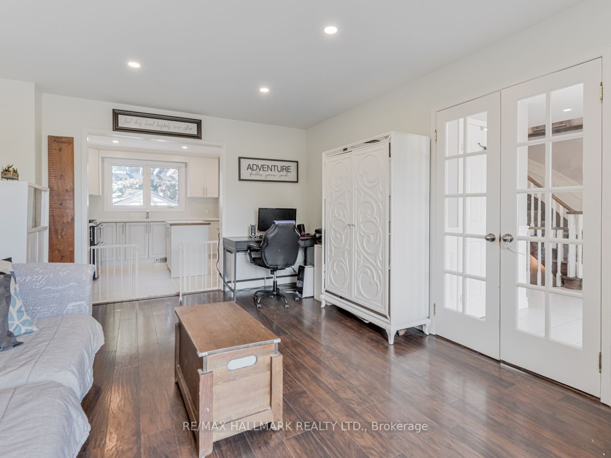 118 Crown Cres