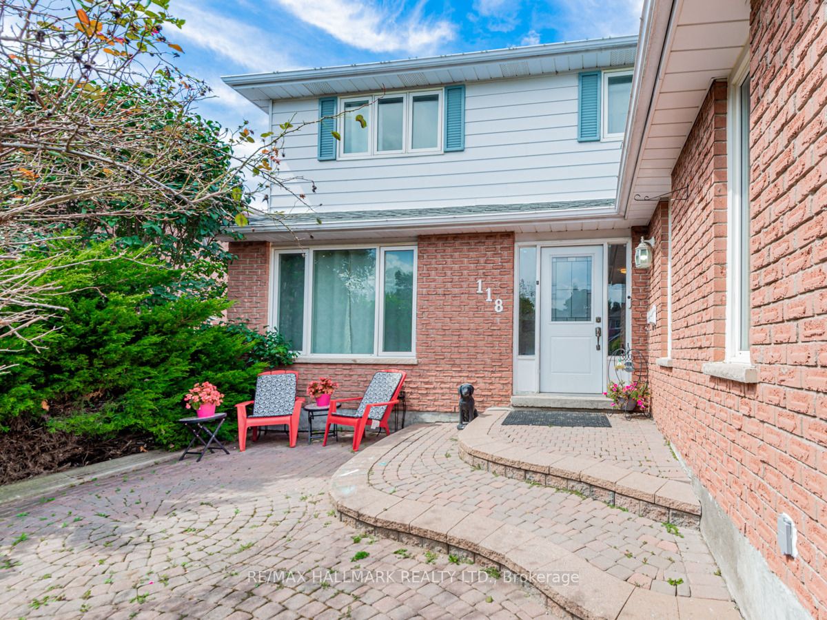 118 Crown Cres