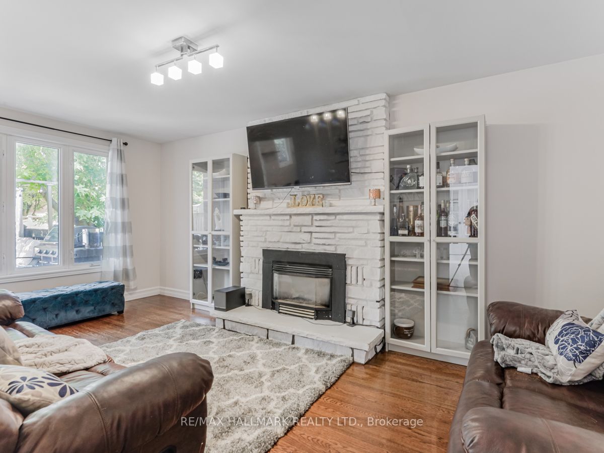 118 Crown Cres