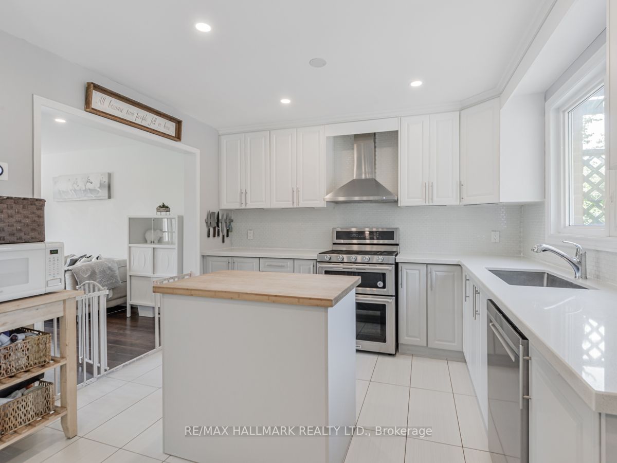 118 Crown Cres