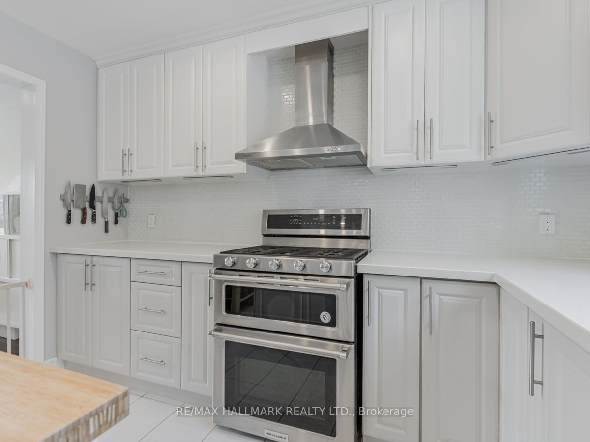 118 Crown Cres