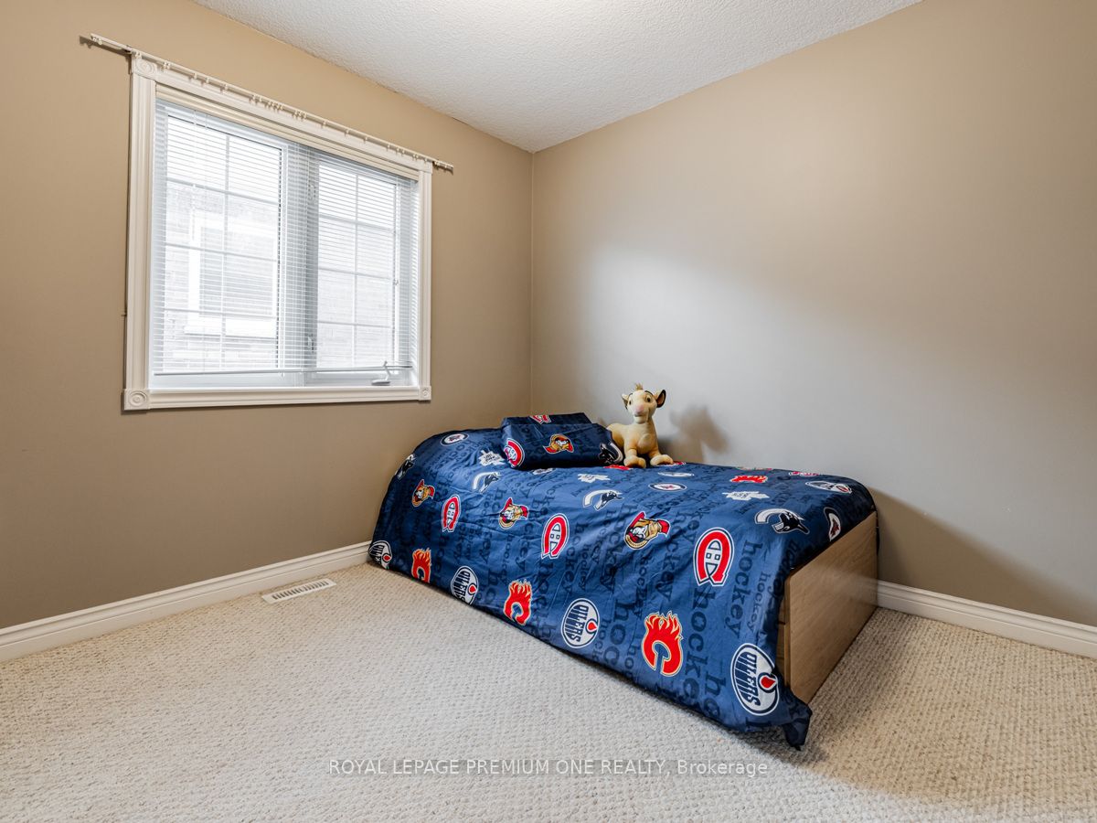26 Adams St